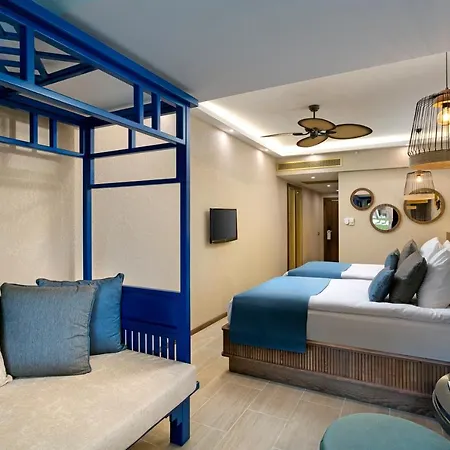 Rixos Sungate - The Land Of Legends Access