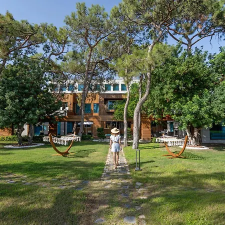 Rixos Sungate - The Land Of Legends Access Бельдиби